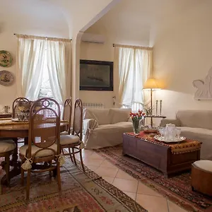 Real Teatro Apartment Palermo